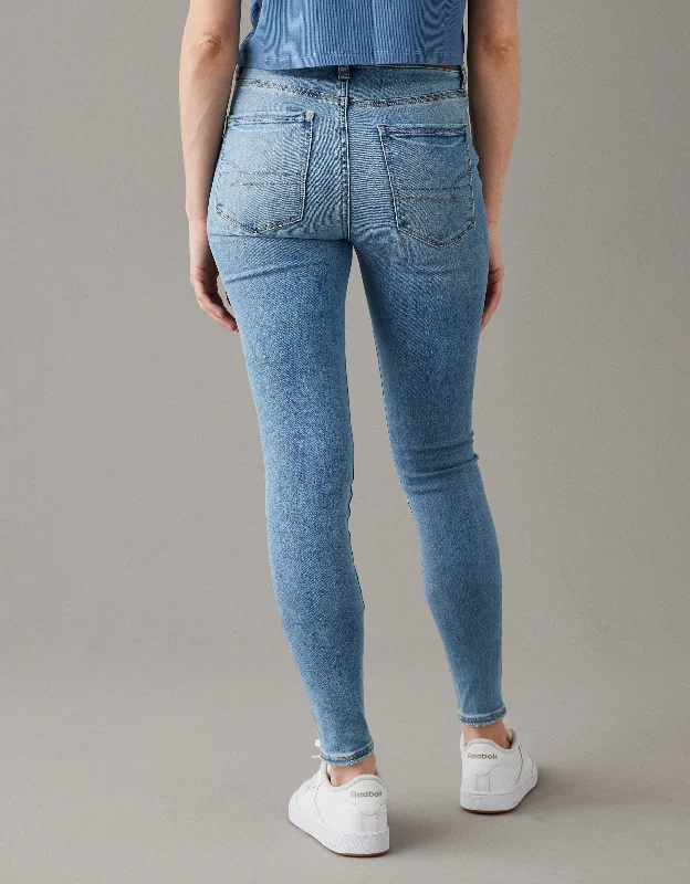 Chic Casual Wardrobe Essentials AE Next Level High-Waisted V-Rise Jegging