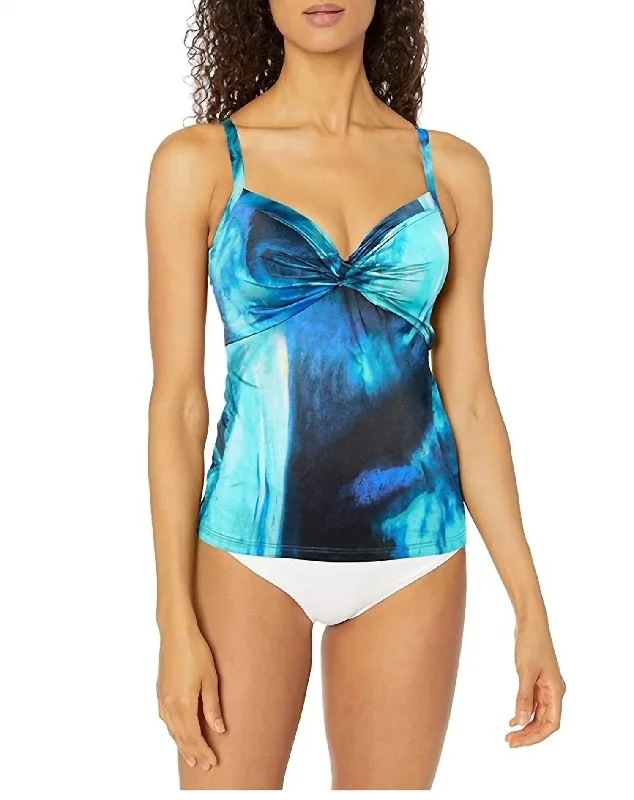 Women's Effortless Casual Outfit Ocean Ombre Dd Tankini In Blue Opal