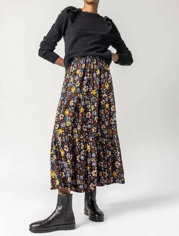 Women's Casual Clothing For Lounging Floral Tiered Skirt In Black Floral